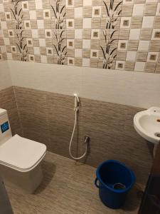 Sri Balaji Guest House Near Auroville Beach