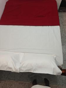 Sri Balaji Guest House Near Auroville Beach