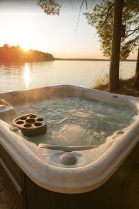 Villa Karu Private Retreat with HotTub&Sauna