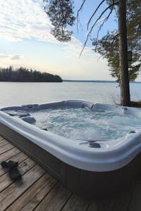 Villa Karu Private Retreat with HotTub&Sauna