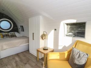 Glamping Pod 9 - Gower