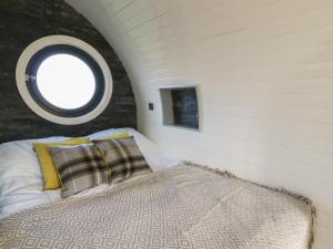 Glamping Pod 9 - Gower