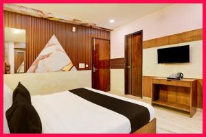 Hotel Bhavika Inn Stay Near Vishwanath Temple Varanasi