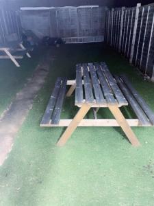 Elizabeth line station 3 Bedroom House