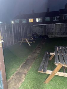 Elizabeth line station 3 Bedroom House