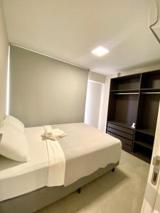 104-Flat alto padrao luxo 250m da orla da praia 2 quartos 6 pessoas