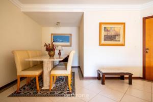 Prédio Quadra Mar em BC - ESAs