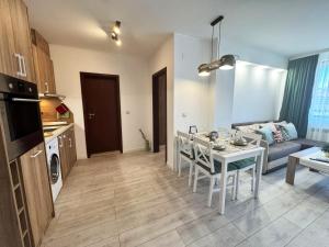 EMIS Alpine Retreat - Modern & Cozy & Bright