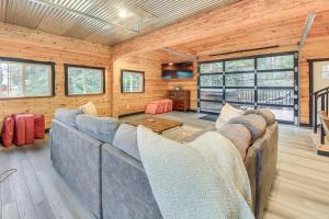 Hot Tub and Fire Pit Getaway on Pend Oreille River