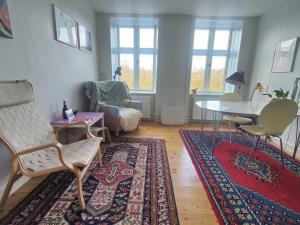 Bright, charming apartment with balcony