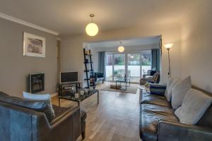 2 Bed in Llanmadoc oc-hh2110