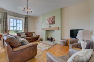 3 Bed in Welshpool oc-bow122