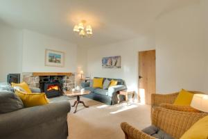 2 Bed in Reynoldston oc-hh328