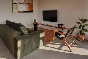 New 2BR Private Pool Villa Near Seseh Beach Canggu