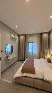 شقة سينمائية فاخرة