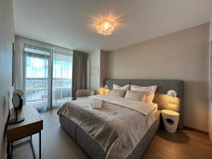 SkySuite 24 - Eurovea Tower