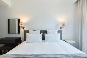 Opulent Green Point Getaway