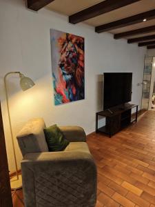 Ferienhaus Wintergarten für 8 Gäste und 2 Hunde in der Eifel mit toller Aussicht, Kamin und Garten