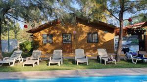 Parque Girasoles Balneario & Cabañas