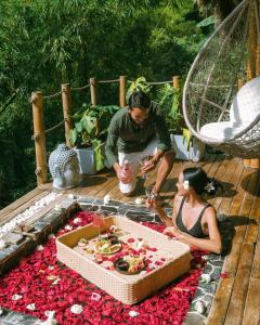 ATTRAVERSIAMO BAMBOO HOUSE