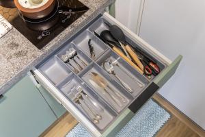 Apê novo, moderno, a 50 metros metrô República