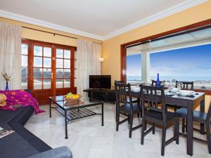 Holiday Home Wunderschöne- umweltfreundliche Villa am Meer by Interhome