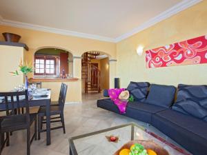 Holiday Home Wunderschöne- umweltfreundliche Villa am Meer by Interhome