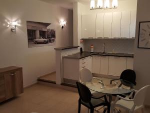 Apartment Wohnung mit Aussicht auf Meer und Klippen by Interhome