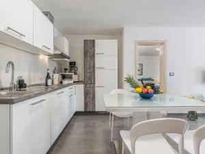 Apartment Appartement Irè 4 Persone by Interhome