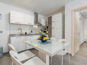 Apartment Appartement Irè 4 Persone by Interhome