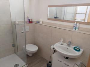 Apartment Nette Wohnung in Großsteinberg mit Grill und Terrasse by Interhome