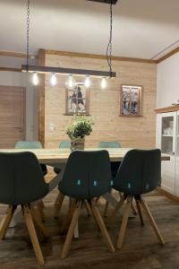 Apartment Ferienwohung Zirbe by Interhome