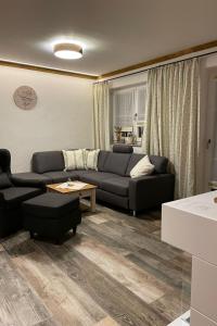 Apartment Ferienwohung Zirbe by Interhome