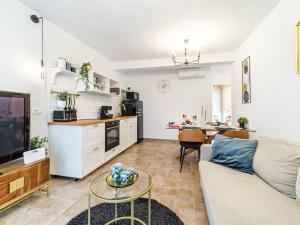 Holiday Home Josipa by Interhome