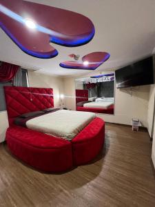 Hostal Los Alpes Comité Del Pueblo