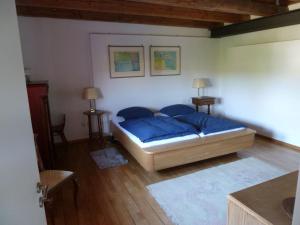 Holiday Home in Weenzen mit Großem Garten by Interhome