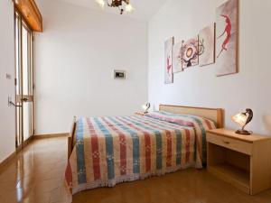 Apartment Helle Wohnung in Santa Maria al Bagno by Interhome