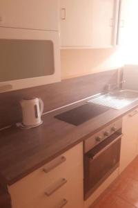 Apartment für 6 Personen ca- 65 m² in Zubovici- Adriaküste Kroatien - Kroatische Inse by Interhome