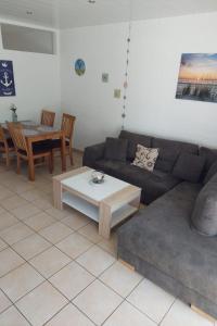 Holiday Home in Tossens mit Schönem Garten by Interhome