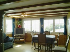 Apartment Ferienwohnung- Ferienhof Wald by Interhome