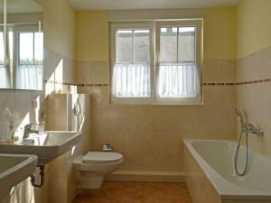 Holiday Home Urlaub mit Hund im Bernsteinhus by Interhome