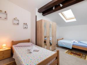 Holiday Home Haus Plum by Interhome