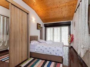 Holiday Home Haus Plum by Interhome