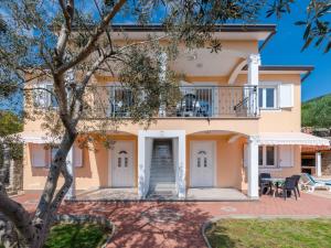 Holiday Home Am Südhang gelegen mit Meerblick by Interhome