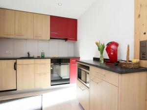 Apartment Eiger by Interhome