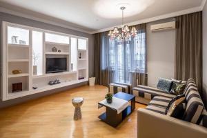 Stunning Private House in Green Central District