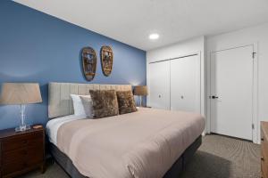 1BR + Sofa Bed | Greystone Lodge | Ski in Ski out | Pool & Hot Tub | Epic Locations