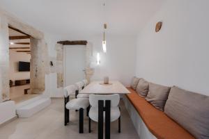 Villa Lithi Luxury Villa with Pool & Ping Pong