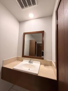 Hotel Mirage Diagonal