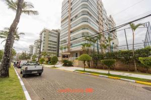 Duplex em Riviera a 500m da Praia com piscina